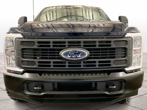 Used 2025 Ford F250 XL w/ XL Off-Road Package image 3