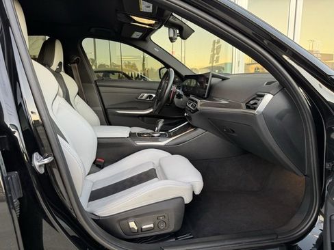 Used 2023 BMW M3 Competition image 9
