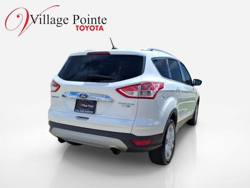 Used 2014 Ford Escape Titanium w/ Equipment Group 401A AWD/4WD image 3