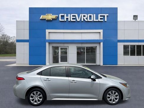 Used 2024 Toyota Corolla LE FWD image 8