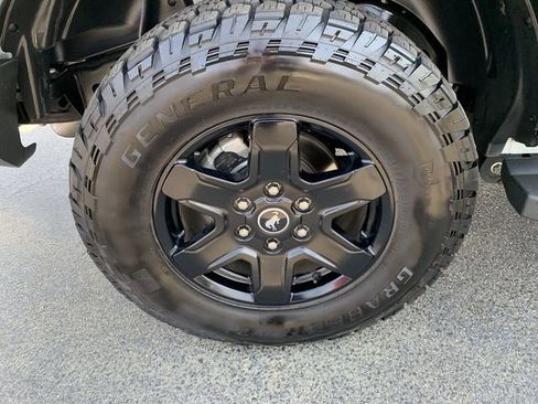 Used 2024 Ford Bronco Black Diamond image 33