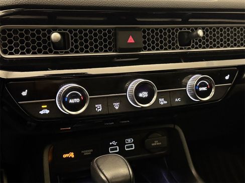 Certified 2022 Honda Civic Sport Touring image 27