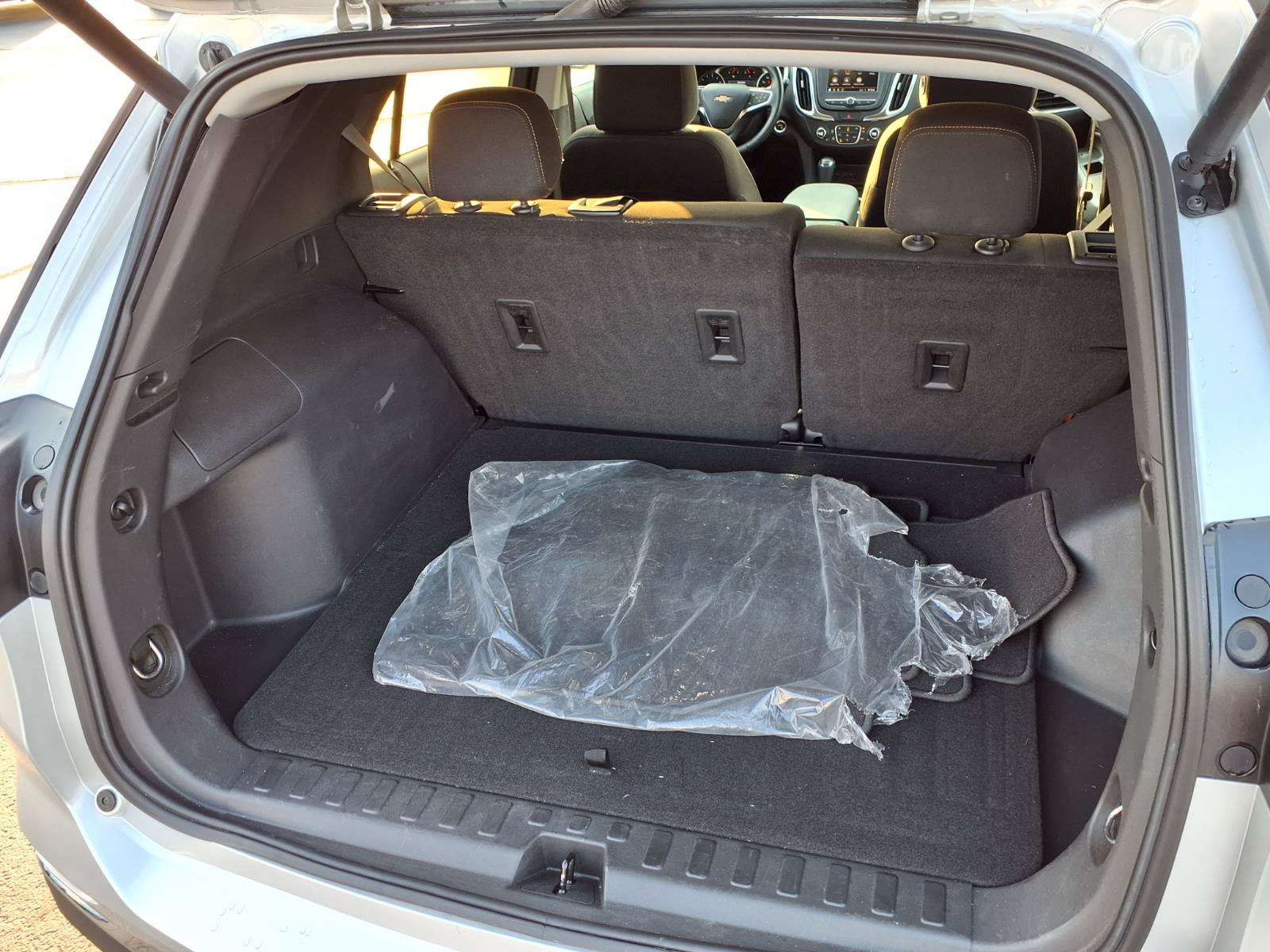 Used 2021 Chevrolet Equinox LT FWD image 28