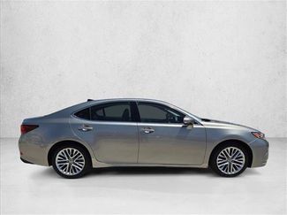 Used 2016 Lexus ES 350 FWD video 4