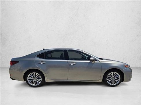 Used 2016 Lexus ES 350 FWD image 4