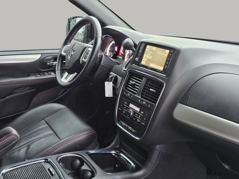 Used 2016 Dodge Grand Caravan R/T w/ Safety Sphere Group image 27