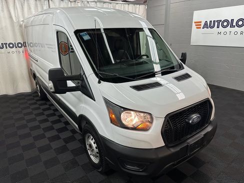 Used 2023 Ford Transit 250 Medium Roof AWD image 2