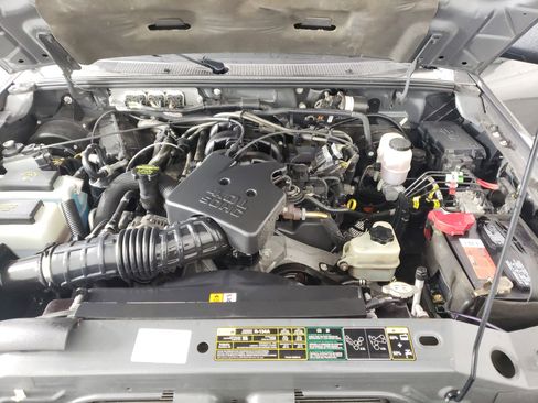 Used 2011 Ford Ranger XLT image 15