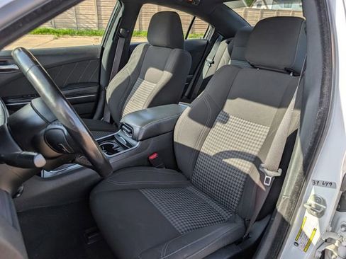 Used 2023 Dodge Charger SXT image 23