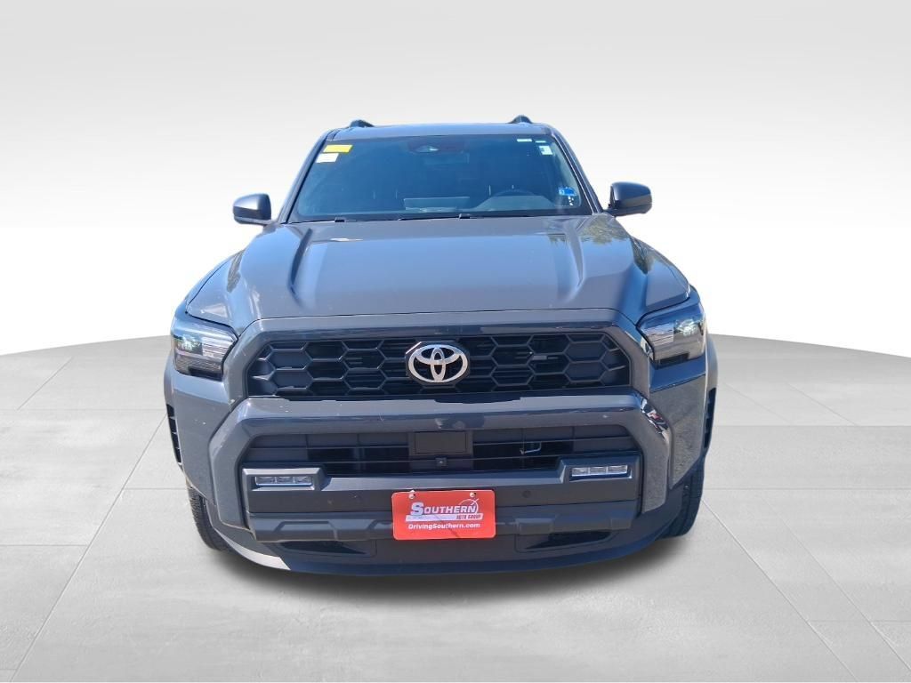 Used 2025 Toyota 4Runner TRD Off-Road Premium w/ Tow Technology Package AWD/4WD image 2