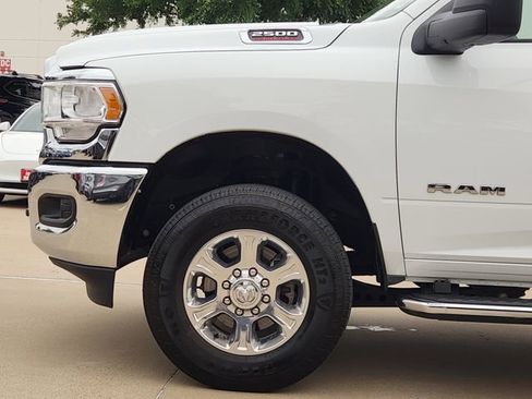 Used 2024 RAM 2500 Big Horn AWD/4WD image 5