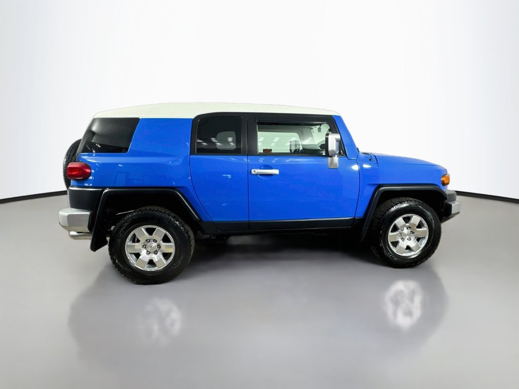 Used 2007 Toyota FJ Cruiser 4WD w/ Upgrade Pkg 2 image 9