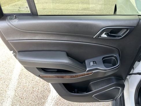 Used 2019 Chevrolet Tahoe LT image 37
