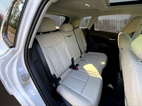 New 2026 Audi Q3 quattro 2.0T AWD/4WD image 10