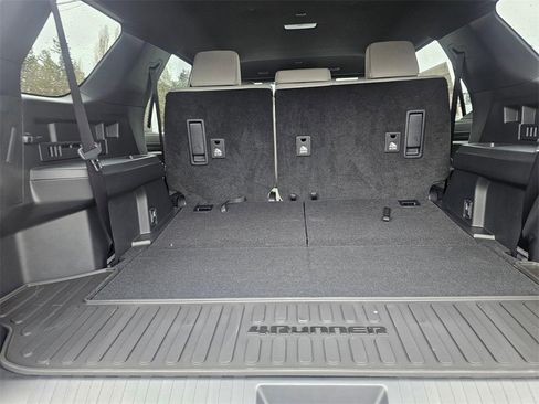 New 2026 Toyota 4Runner SR5 image 16