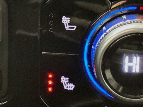 Used 2025 GMC Sierra 2500 SLE w/ SLE Value Package; AWD/4WD image 23