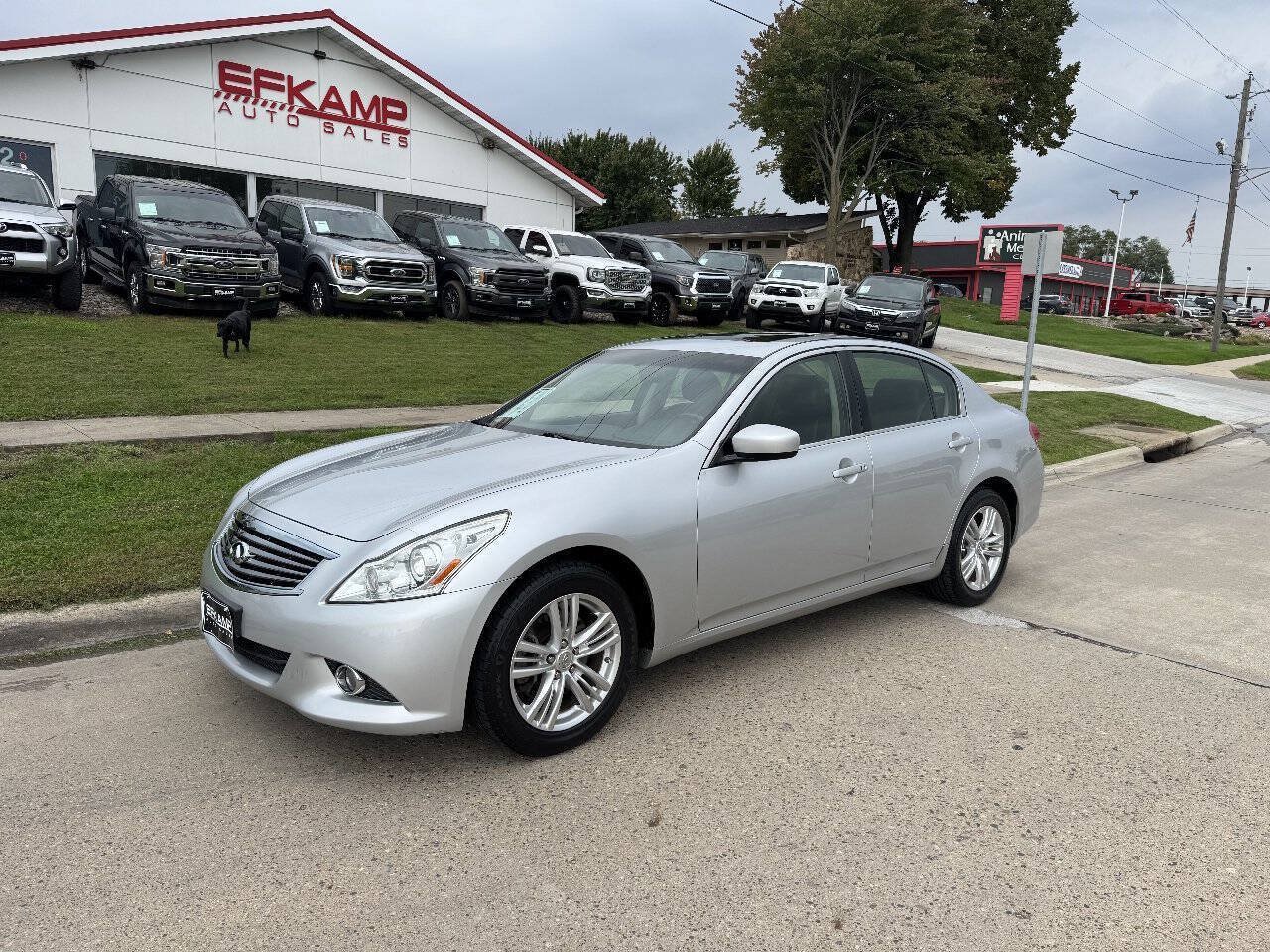 Used 2012 INFINITI G37 x Sedan w/ Premium Pkg AWD/4WD image 1