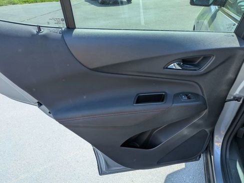 Certified 2023 Chevrolet Equinox RS w/ RS Leather Package FWD image 29
