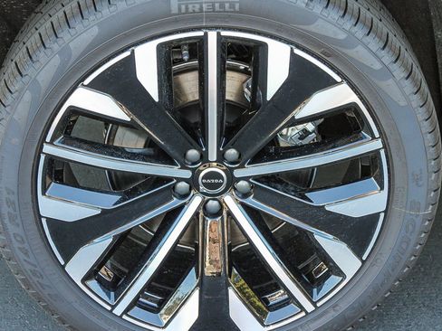New 2026 Volvo XC90 T8 Ultra w/ Protection Package Premier AWD/4WD image 11
