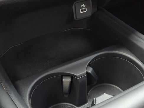 Used 2025 Honda HR-V Sport image 27