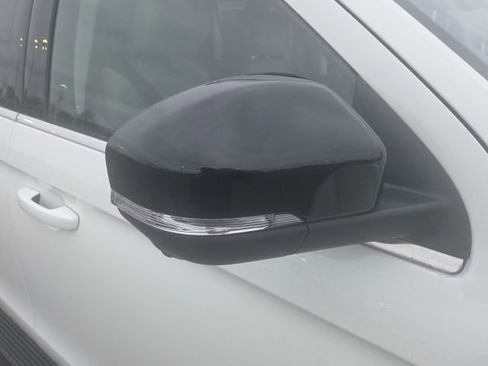 Used 2025 Ford Expedition Active image 3