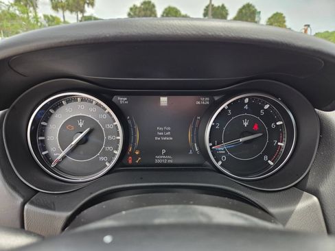 Used 2023 Maserati Ghibli Modena RWD image 28
