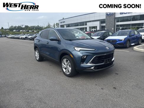 Used 2024 Buick Encore GX Preferred w/ Comfort Package AWD/4WD image 1