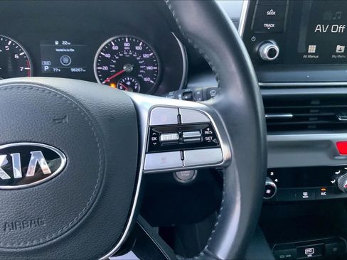 Used 2020 Kia Telluride LX FWD image 24