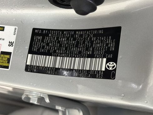 Used 2026 Toyota Corolla LE FWD image 40