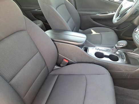 Used 2024 Chevrolet Malibu LT image 19