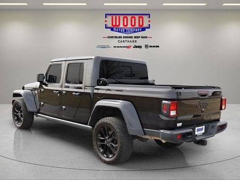 Used 2024 Jeep Gladiator Sport image 6