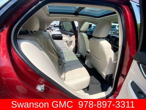 Certified 2022 Buick Envision Essence w/ Technology Package I FWD image 28