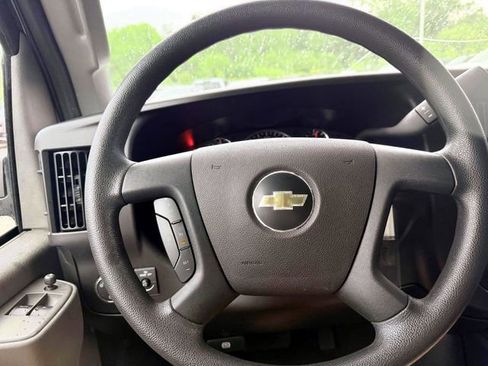 Used 2024 Chevrolet Express 2500 w/ Driver Convenience Package RWD image 19
