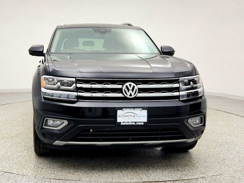 Used 2019 Volkswagen Atlas SEL Premium image 2