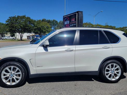 Used 2016 BMW X5 xDrive35i w/ Premium Package AWD/4WD image 3