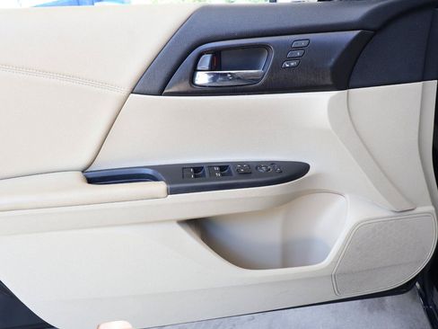 Used 2014 Honda Accord EX-L image 35