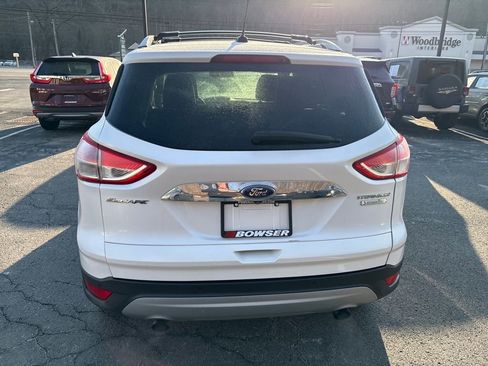 Used 2016 Ford Escape Titanium image 4