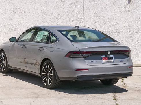 New 2026 Honda Accord Touring image 7