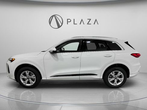 New 2025 Audi Q5 Premium image 3