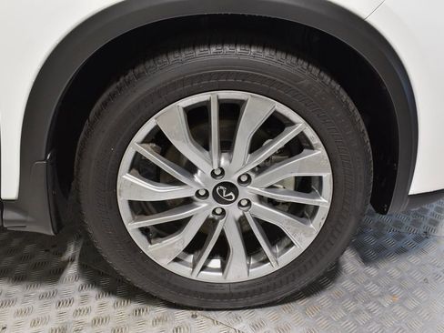 Certified 2025 INFINITI QX50 Luxe image 37