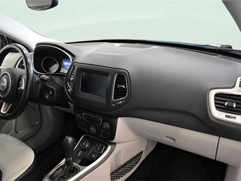 Used 2021 Jeep Compass Latitude w/ Convenience Group image 20