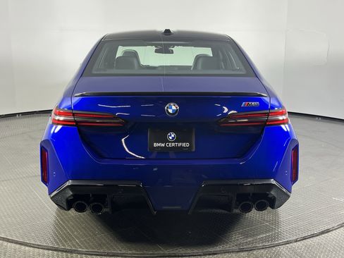Certified 2025 BMW M5 w/ Carbon Package image 6
