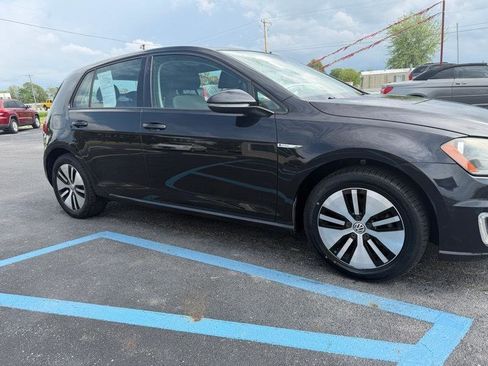 Used 2016 Volkswagen e-Golf SE FWD image 33