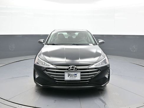 Used 2020 Hyundai Elantra Value Edition w/ Cargo Package (C1) image 2