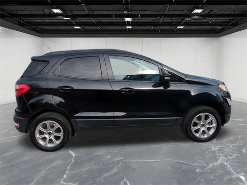 Used 2018 Ford EcoSport SE w/ SE Convenience Package image 6