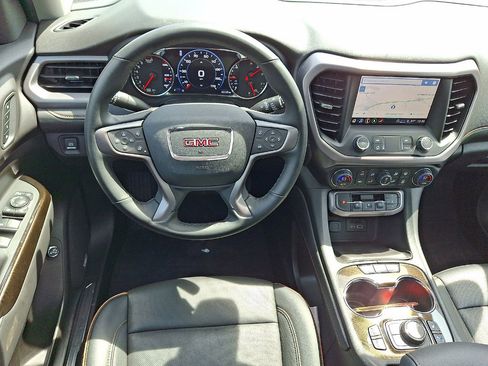 Used 2023 GMC Acadia AT4 w/ Technology Package AWD/4WD image 21