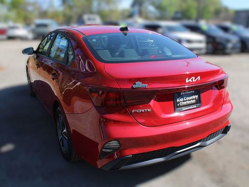 Certified 2023 Kia Forte LXS image 11