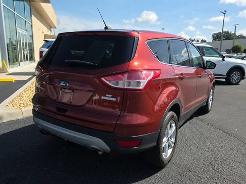 Used 2015 Ford Escape SE FWD image 4