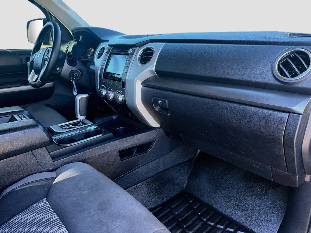 Used 2018 Toyota Tundra SR5 w/ SR5 Upgrade Package RWD image 31