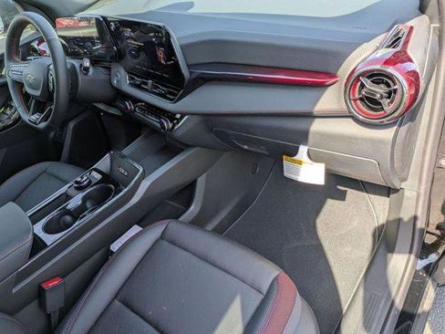 New 2026 Chevrolet Equinox RS w/ Convenience Package III image 32